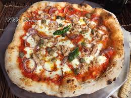 Pizza tonno e cipolla
